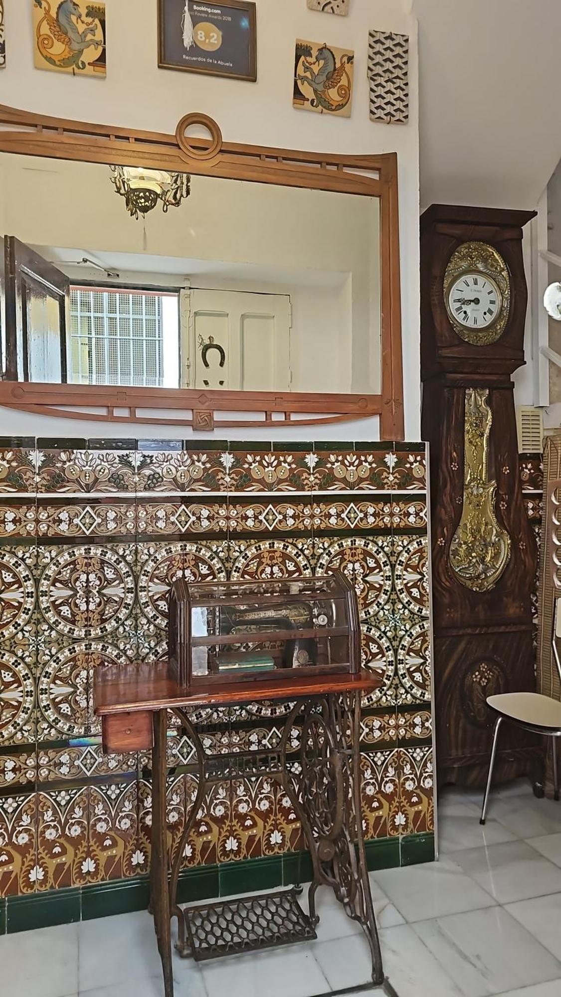 Recuerdos De La Abuela Séjour chez l'habitant Séville